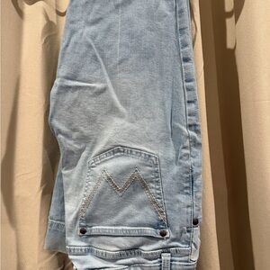 Women’s Light Blue Wrangler Jeans